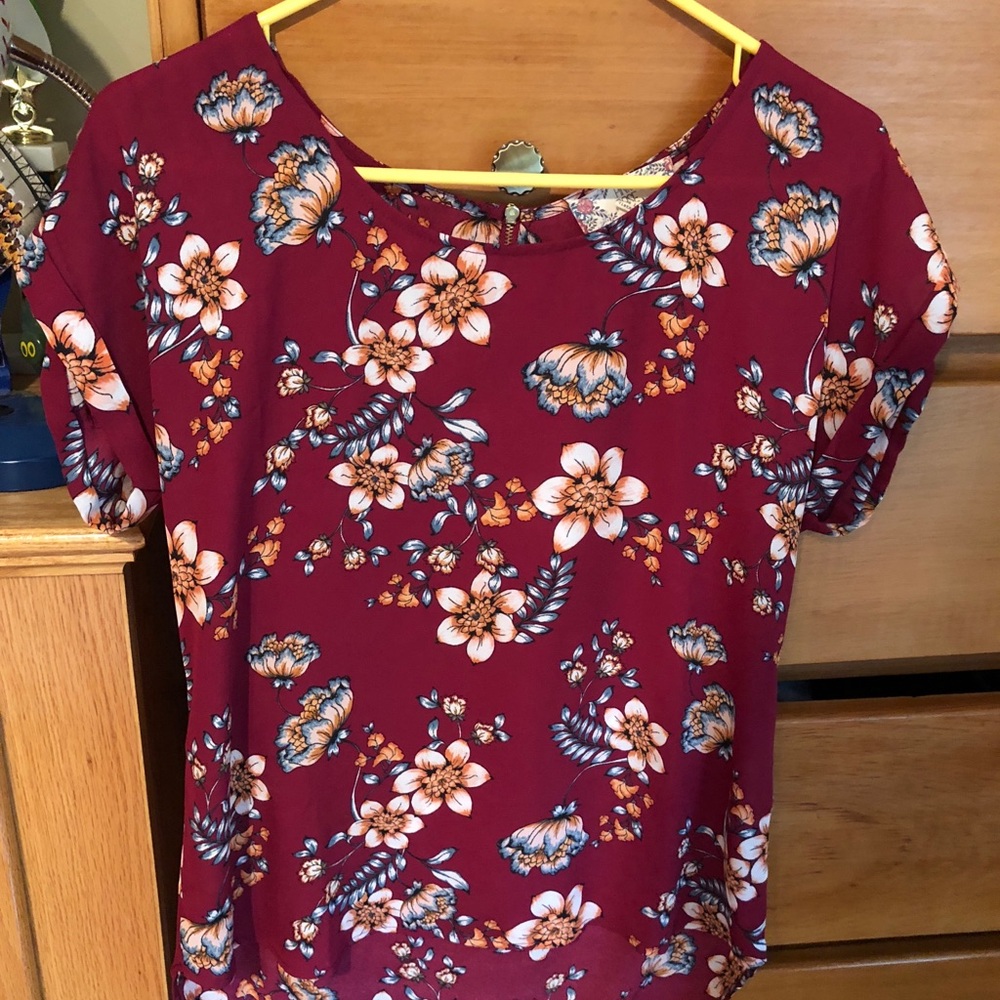 Floral top
